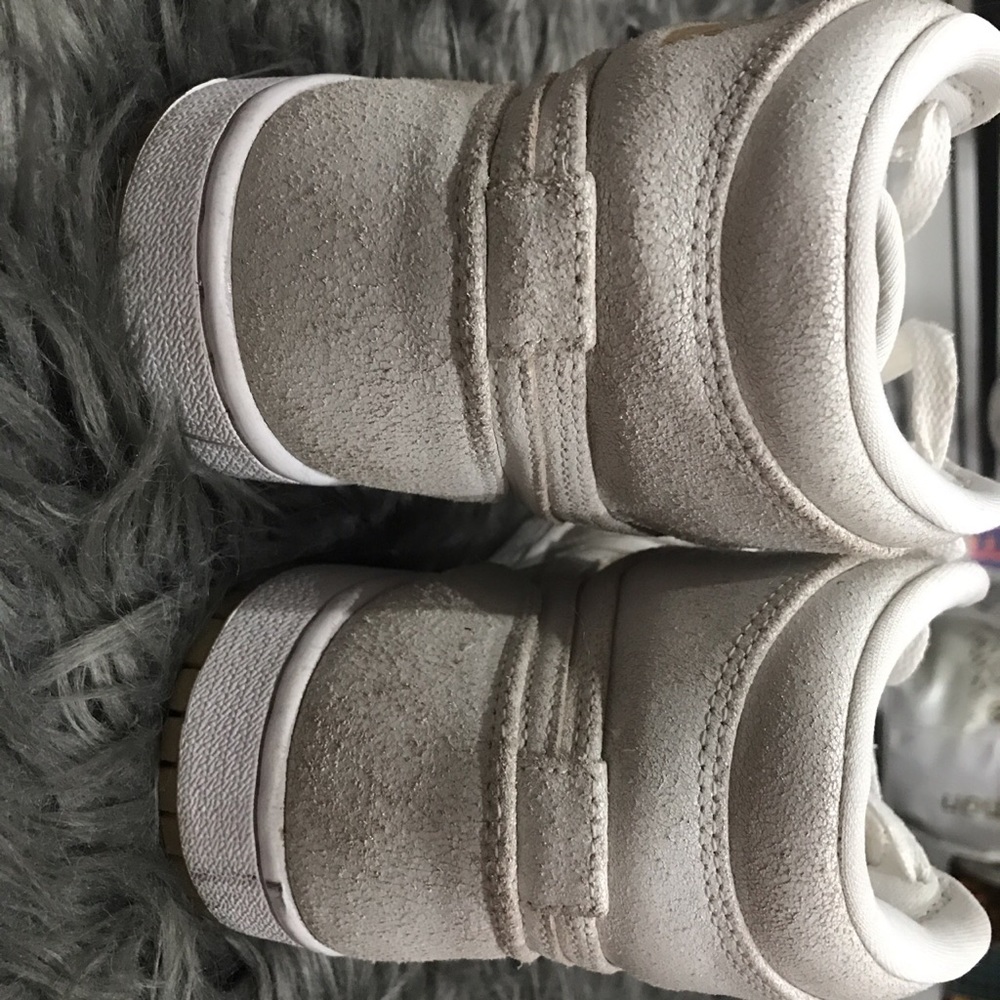 Nike Air Jordan’s tan dipped - Picture 4 of 4
